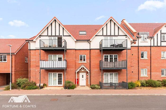 1 Bedroom Flat For Sale In Plover Crescent, Harlow, CM17