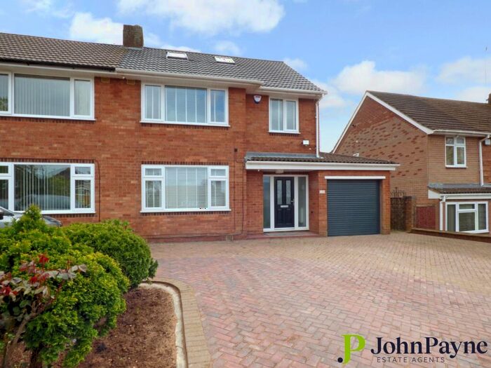 4 Bedroom Semi-Detached House To Rent In Leamington Road, Styvechale, Coventry, West Midlands, CV3