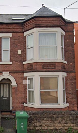 5 Bedroom Detached House To Rent In Johnson Road, Nottingham, NG7