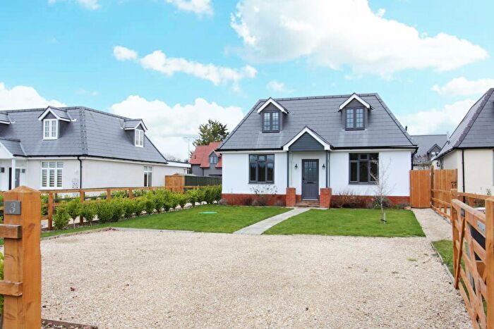 4 Bedroom Detached House To Rent In Amesbury Road, Weyhill, SP11