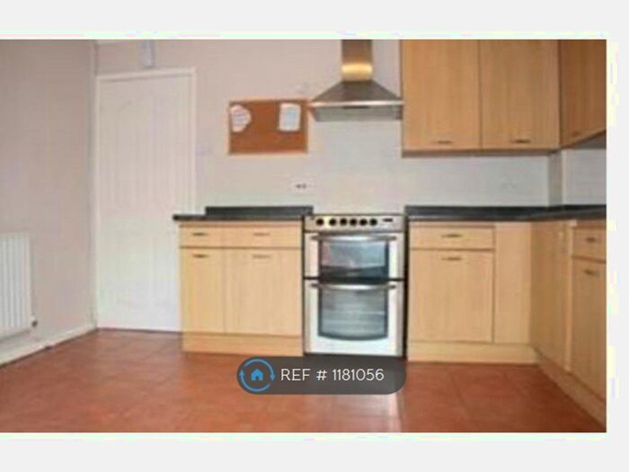 2 Bedroom SemiDetached House To Rent In Benllech Close, Connahs Quay CH5