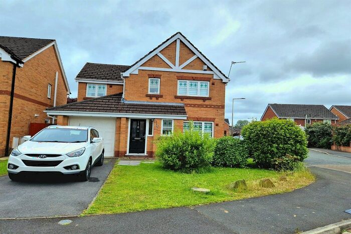 4 Bedroom Detached House To Rent In Lavington Avenue, Cheadle, SK8