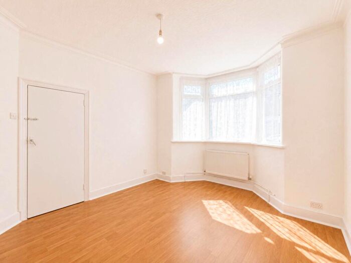 3 Bedroom Terraced House For Sale In Monega Road, Manor Park, E12