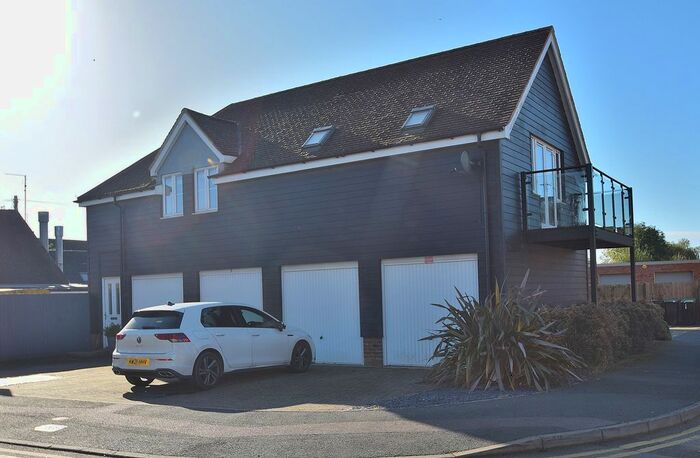 2 Bedroom Maisonette To Rent In Flitt Leys Close, Cranfield MK43