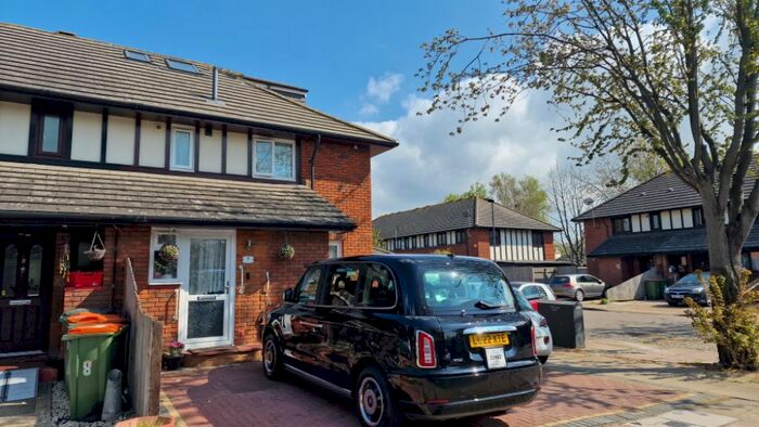 5 Bedroom End Of Terrace House To Rent In Tansy Close, London, E6