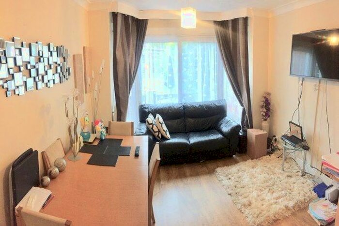 3 Bedroom Semi-Detached House To Rent In Blakeland Road, Birmingham, B44