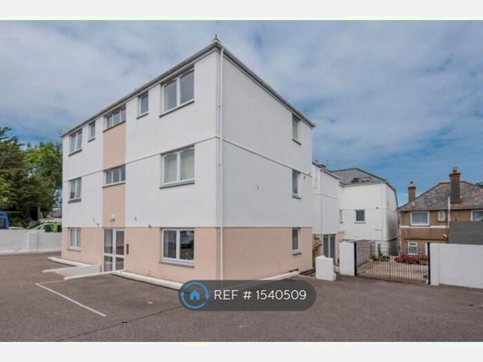 2 Bedroom Flat To Rent In St. Ives Road, St. Ives, TR26