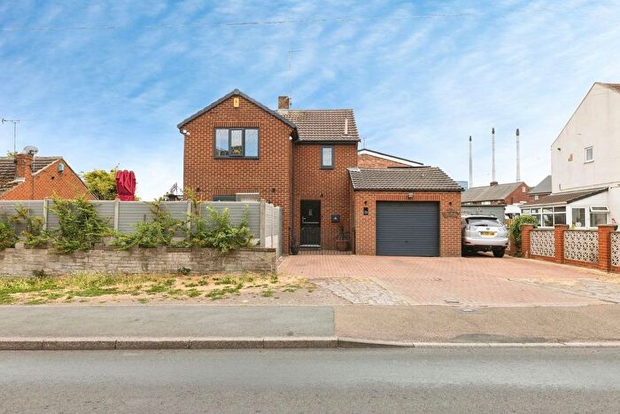 3 Bedroom Detached House For Sale In Spawd Bone Lane, Knottingley, WF11