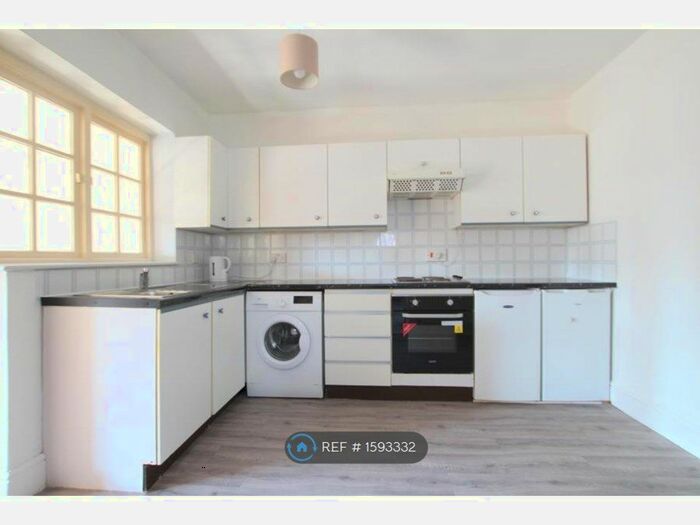 5 Bedroom End Of Terrace House To Rent In Kellaway Avenue, Bristol, BS6