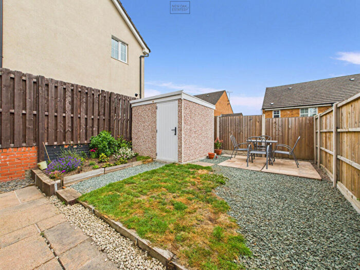 3 Bedroom Semi-Detached House For Sale In Nethercroft Lane, Danesmoor, S45
