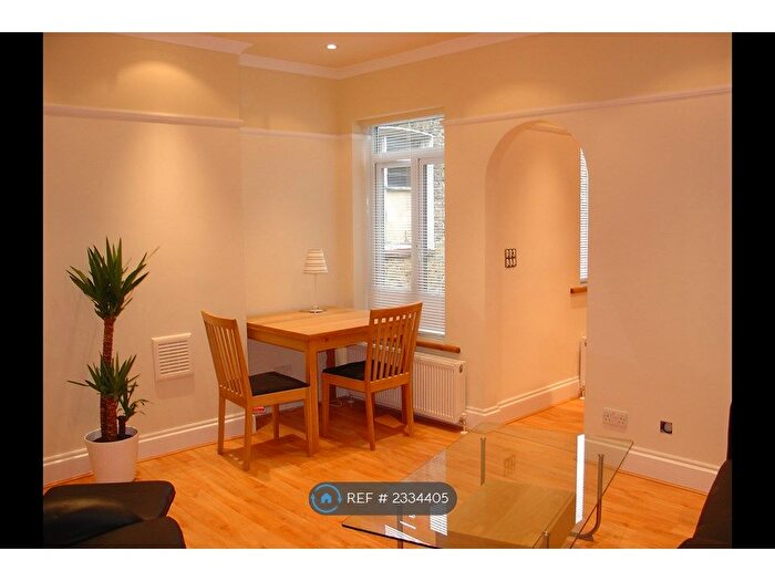 1 Bedroom Flat To Rent In Treport Street, London, SW18
