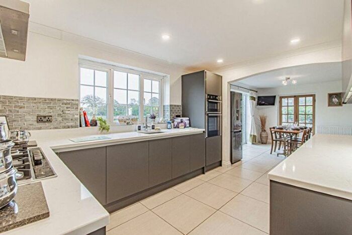 4 Bedroom Property To Rent In Wern-Y-Cwrt, Raglan, Usk, NP15