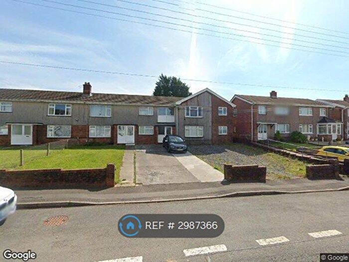 2 Bedroom Flat To Rent In Waterloo Road, Penygroes, Llanelli, SA14