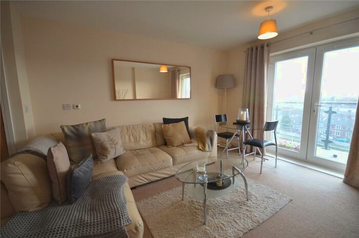 2 Bedroom Apartment To Rent In Overstone Court, Dumballs Road, CF10