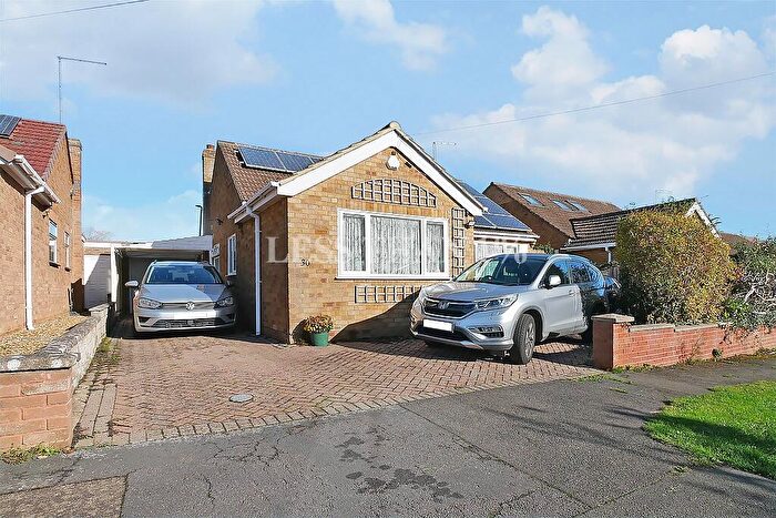 3 Bedroom Detached House For Sale In School Lane -, NN7