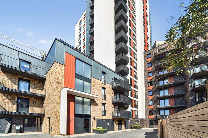 1 Bedroom Apartment To Rent In Callis Close London, SE18