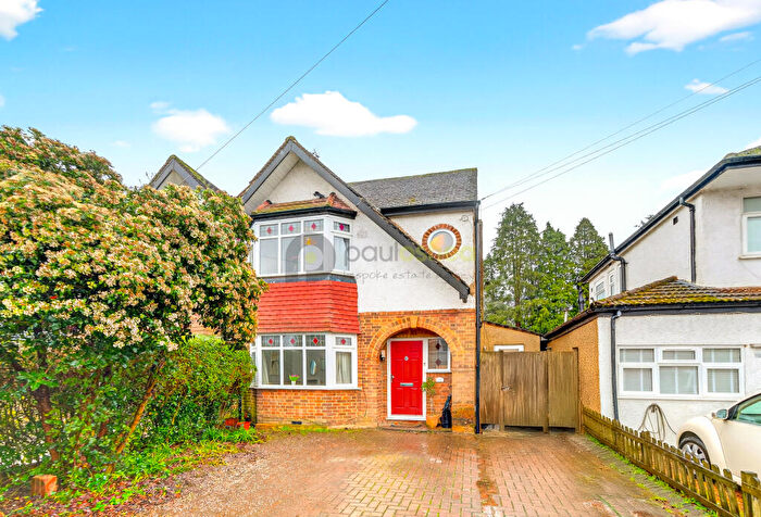 3 Bedroom Semi-Detached House For Sale In Lacey Avenue, Coulsdon, Surrey, CR5