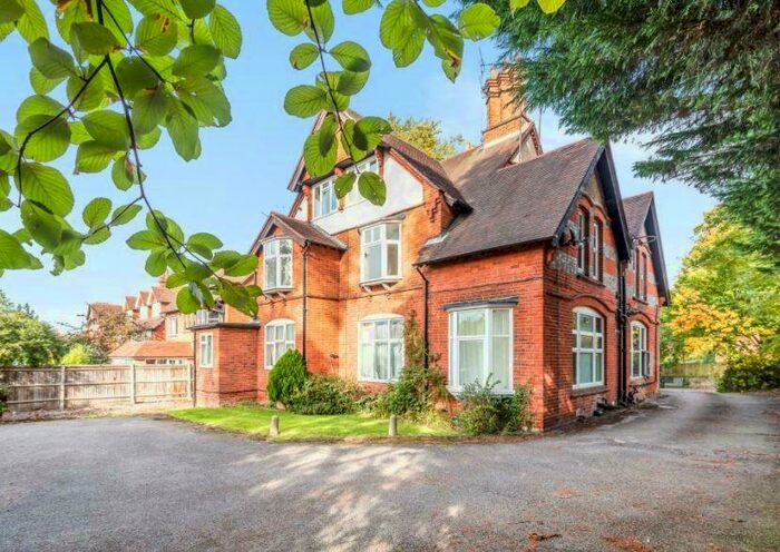 1 Bedroom Apartment To Rent In Redlands Road, Reading, RG1