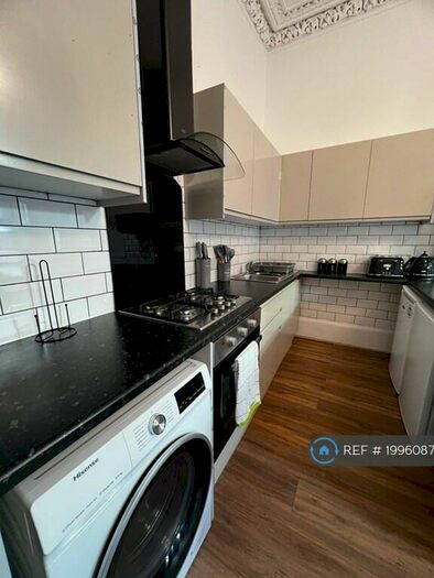 3 Bedroom Flat To Rent In Sauchiehall Street, Glasgow, G2
