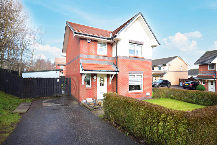 3 Bedroom Detached House For Sale In Parkwood Terrace, Hamilton, ML3
