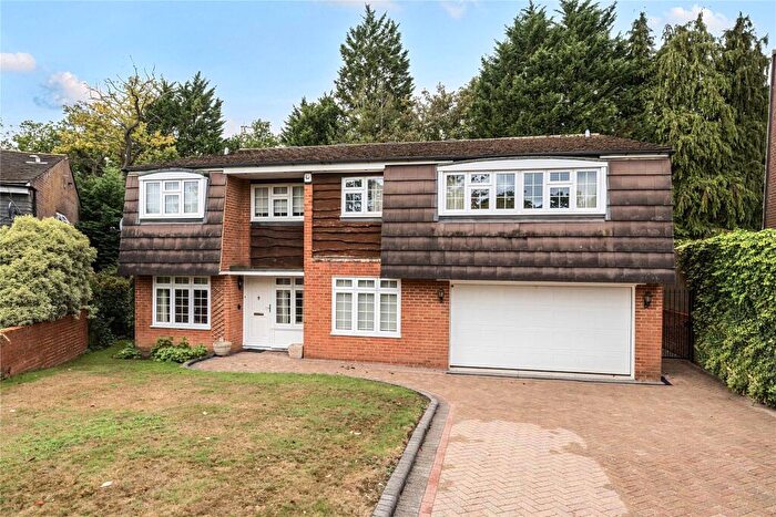 5 Bedroom Detached House For Sale In Wolds Drive, Orpington, BR6