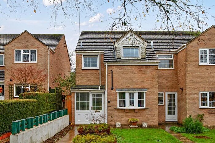 3 Bedroom End Terrace House For Sale In Chipping Norton, Oxfordshire, OX7