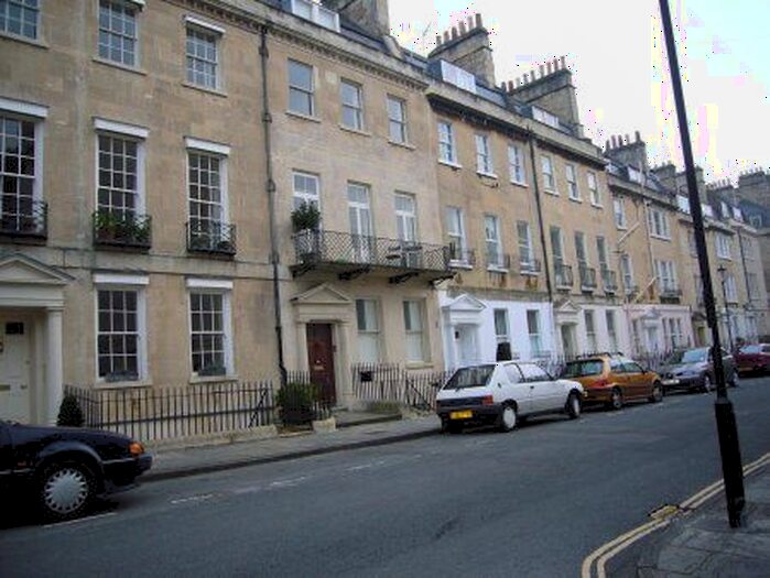 1 Bedroom Flat To Rent In Rivers Street, Bath, BA1