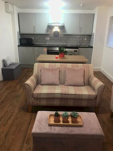 1 Bedroom Flat To Rent In Flat, Phoenix House, Andrews Lane, L37