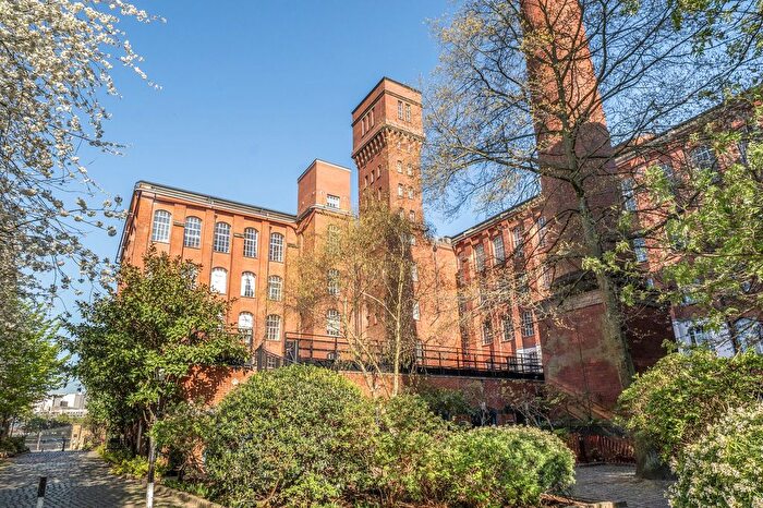 2 Bedroom Flat For Sale In Manhattan Building, Bow Quarter, London, E3