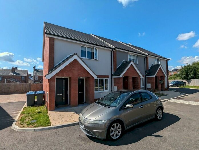 1 Bedroom Flat To Rent In Valley Gardens, Leiston, IP16