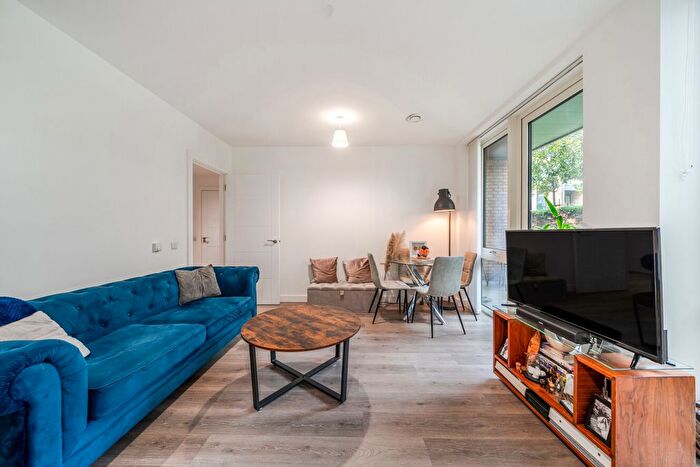1 Bedroom Flat For Sale In Glenthorne Road, London, W6