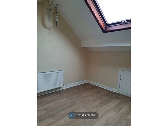 3 Bedroom Terraced House To Rent In Oak Street, Colne, BB8