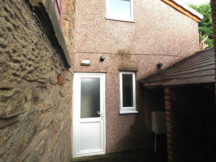 Studio To Rent In Market Street, Chapel-En-Le-Frith, SK23