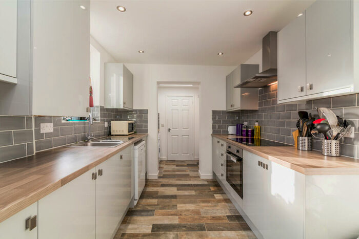 6 Bedroom Semi-Detached House To Rent In Cottesmore Road, Lenton, Nottingham, NG7