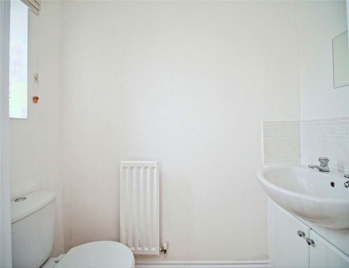 4 Bedroom Terraced House To Rent In Britton Gardens, Kingswood, Bristol, BS15