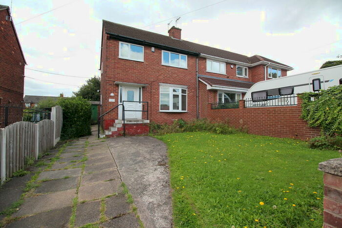 3 Bedroom Semi-Detached House To Rent In Scovell Avenue, Rawmarsh, S62