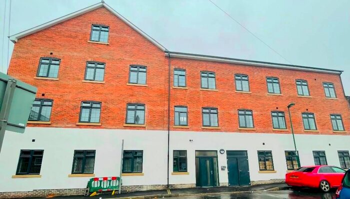 2 Bedroom Flat To Rent In Westbridge House, Holland Street, Nottingham, NG7