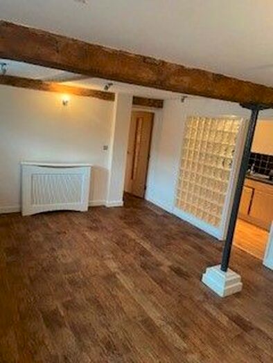2 Bedroom Flat To Rent In The Malthouse, - Horninglow Street, Burton Upon Trent, DE14