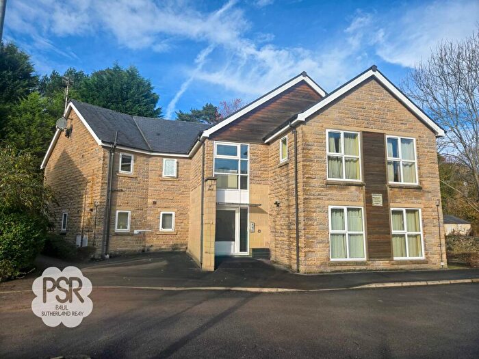 2 Bedroom Flat For Sale In Wharf Road, Whaley Bridge, SK23