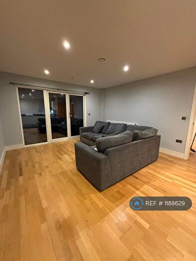 2 Bedroom Flat To Rent In Trident Point, Harrow, HA1