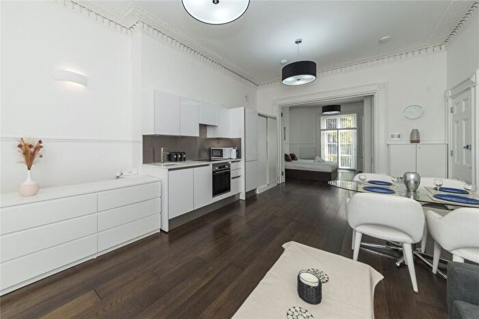 1 Bedroom Apartment To Rent In Kings Road, Reading, RG1