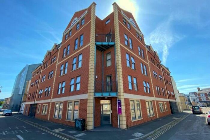 1 Bedroom Flat To Rent In Harding House, Harding Street, SN1