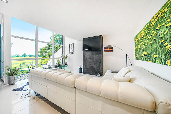 3 Bedroom Apartment For Sale In The Meadows, Kirkby Lonsdale, LA6