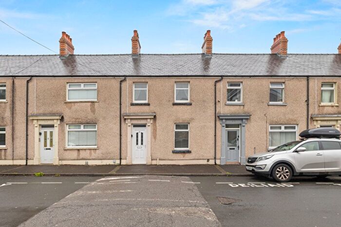 2 Bedroom Terraced House For Sale In Aberdyberthi Street, Swansea, SA1