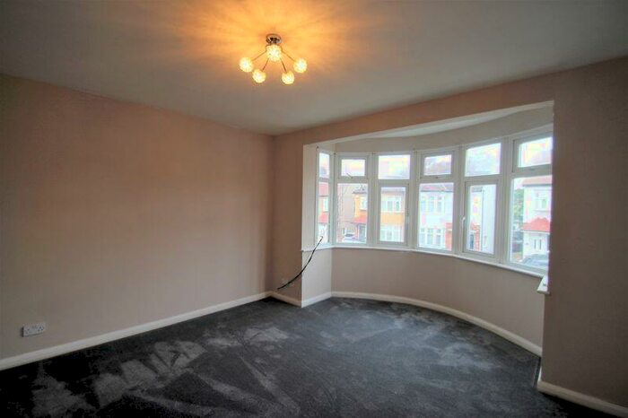 1 Bedroom Flat To Rent In Beaumont Avenue, Harrow, HA2