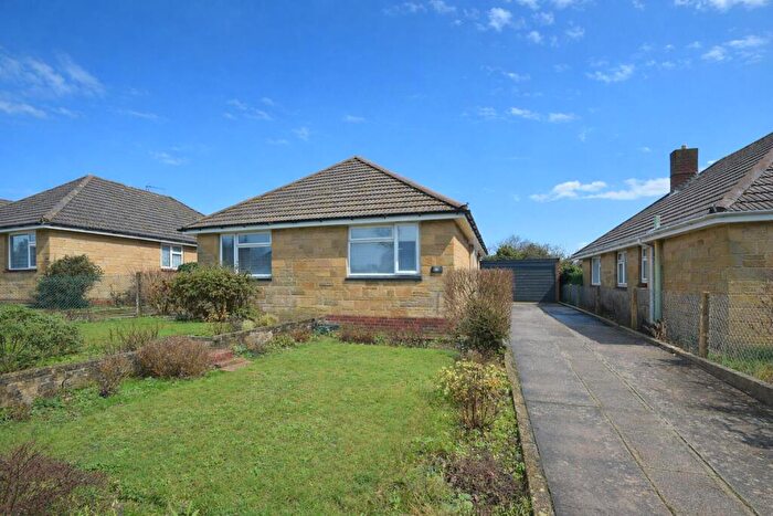 3 Bedroom Detached Bungalow For Sale In Popular Location * Lake, PO36