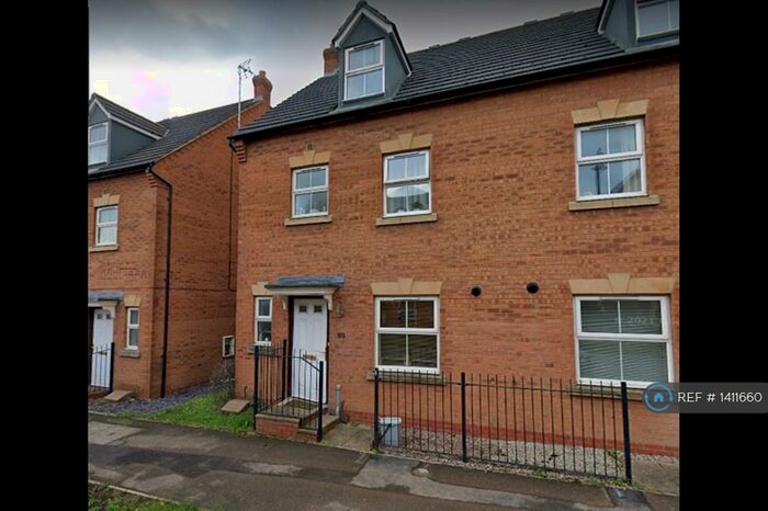 4 Bedroom End Of Terrace House To Rent In Hargate Way, Hampton Hargate, Peterborough, PE7