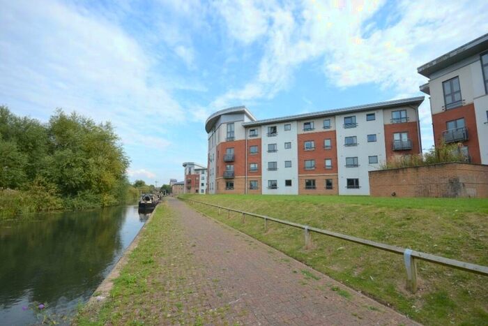 2 Bedroom Flat To Rent In West Cotton Close, Northampton, NN4