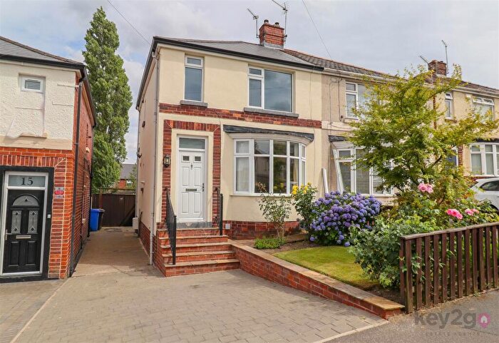 3 Bedroom Semi Detached House To Rent In Briarfield Road, Sheffield, S12