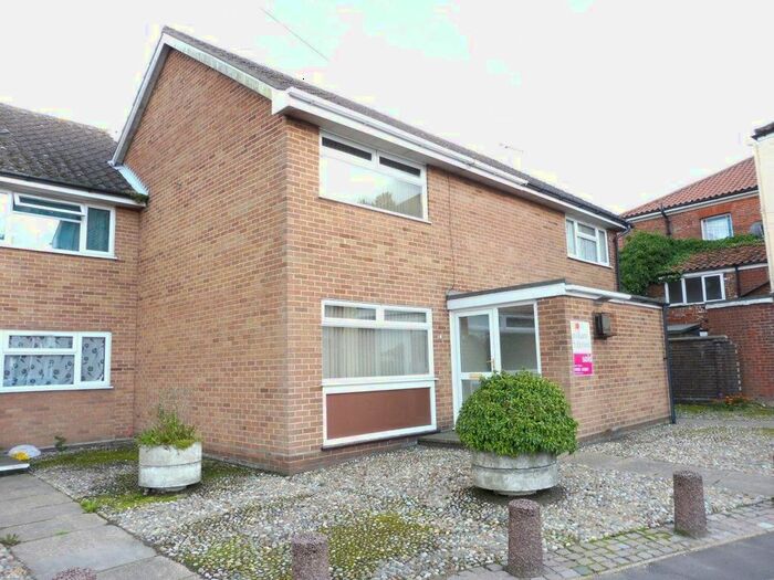 Houses to rent in North Walsham, Norfolk